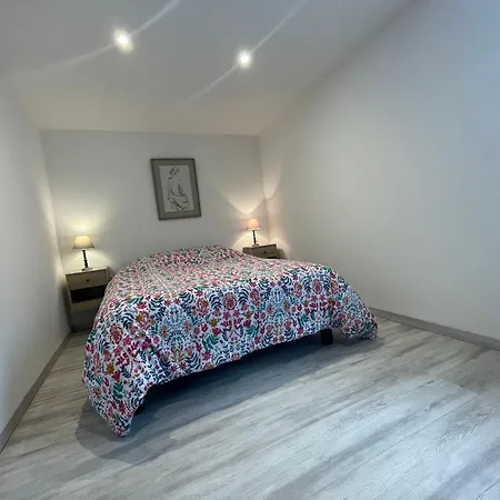 Апартаменты Maison Du Circuit - Hunaudieres